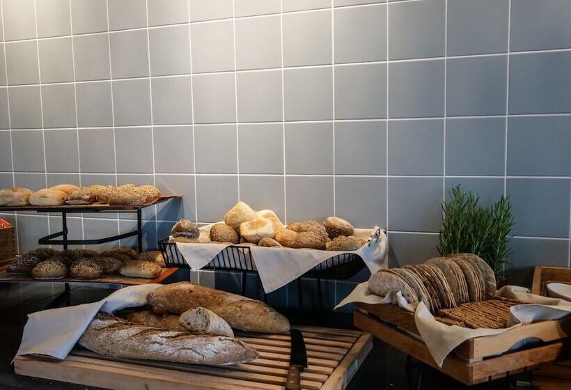 Comfort Hotel Solna Arenastaden