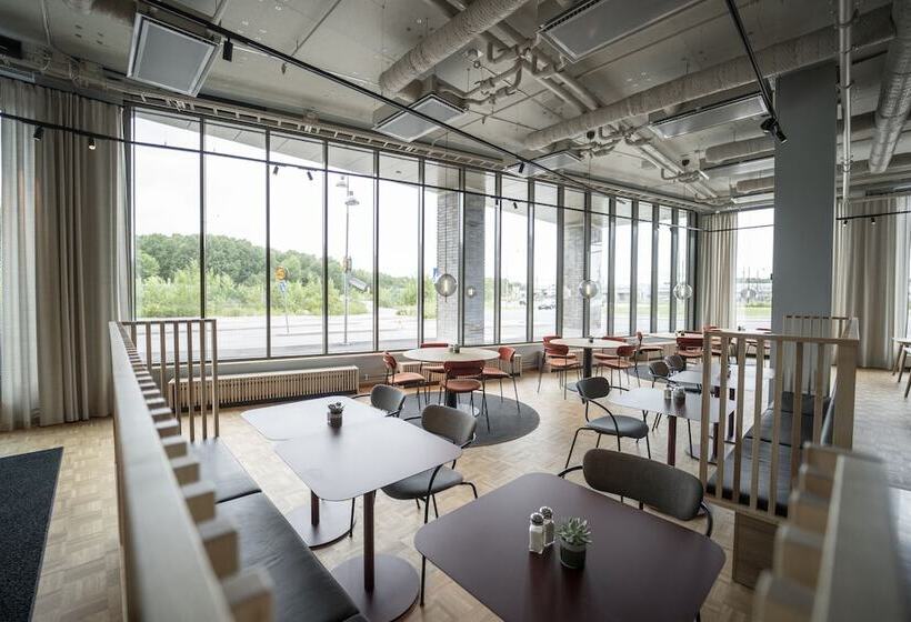 Comfort Hotel Solna Arenastaden