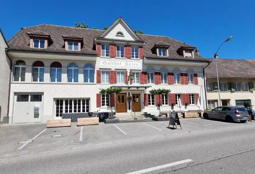ホテル Gasthof Bären