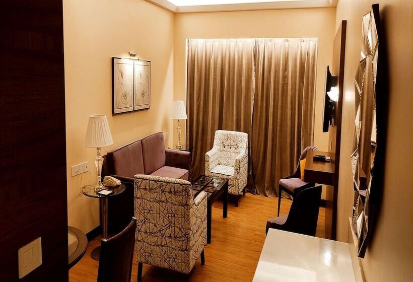 ホテル Manjeera Sarovar Premiere Rajahmundry