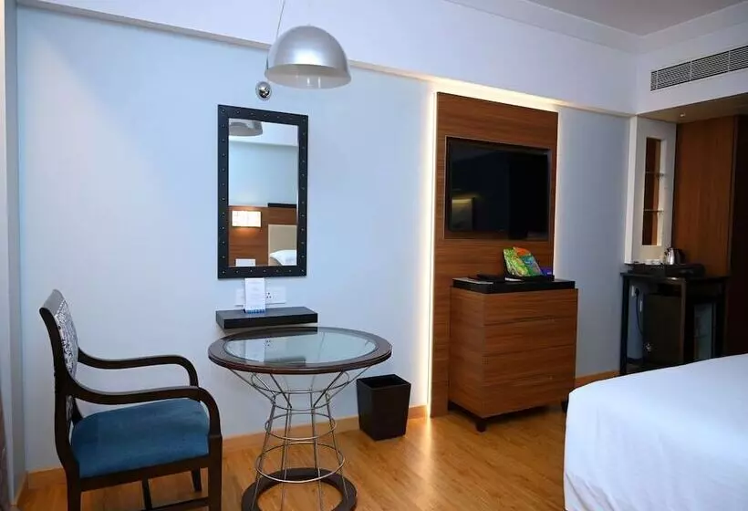 ホテル Manjeera Sarovar Premiere Rajahmundry