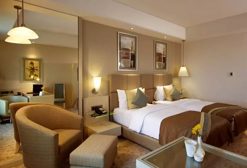 ホテル Manjeera Sarovar Premiere Rajahmundry