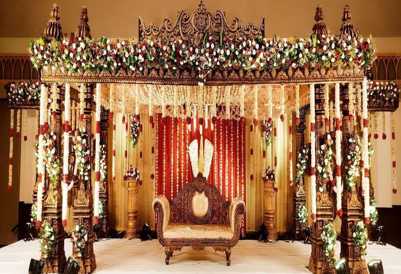 ホテル Manjeera Sarovar Premiere Rajahmundry