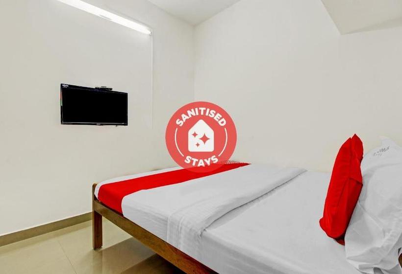 Отель Oyo 77417 Dharma Homes