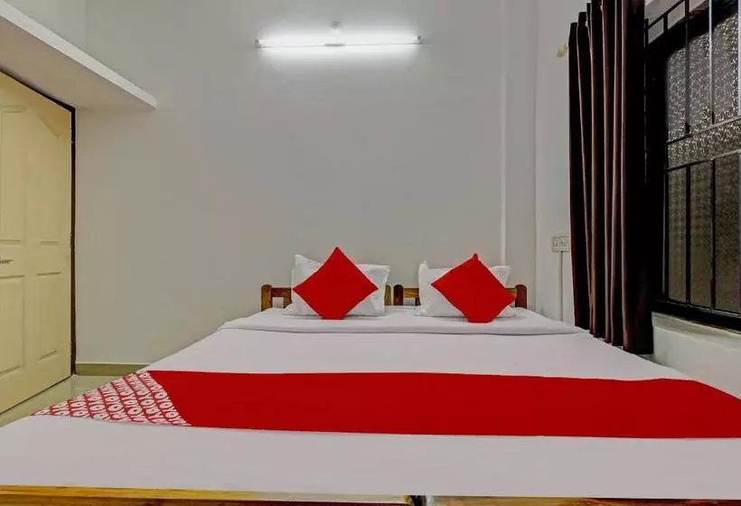 ホテル Oyo 77417 Dharma Homes