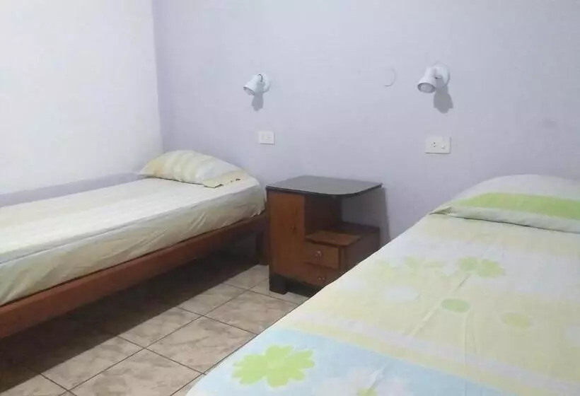 Residencial Santiago Habitaciones Hotel Bed & Break Fast