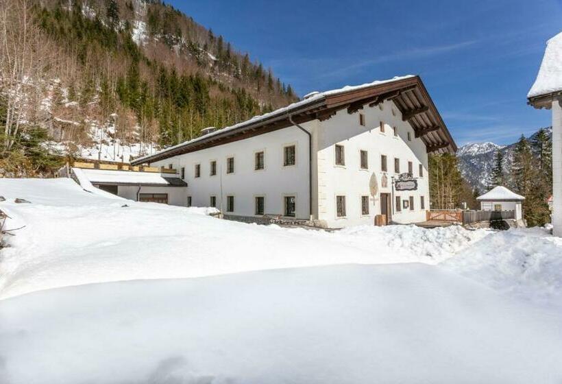 ユースホステル Gasthof Maria Kirchental