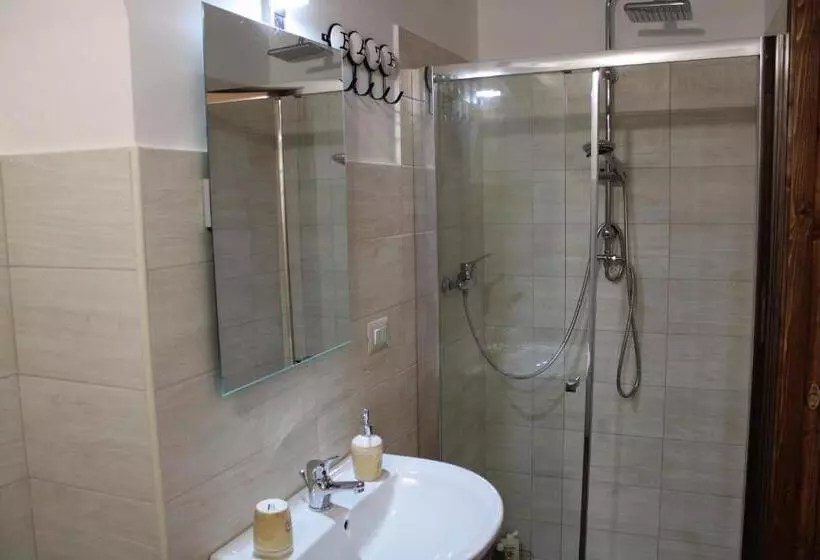 Aamiaismajoitus (B&B) Altana Di Tufo