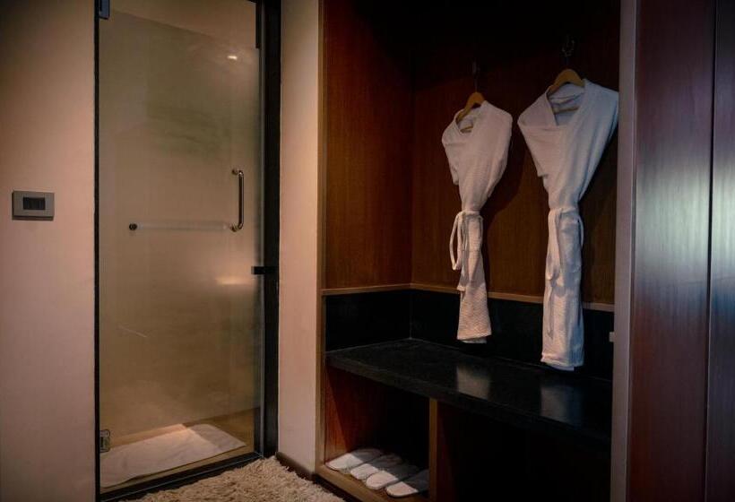 تختخواب و صبحانه Kimmane Golf Resort