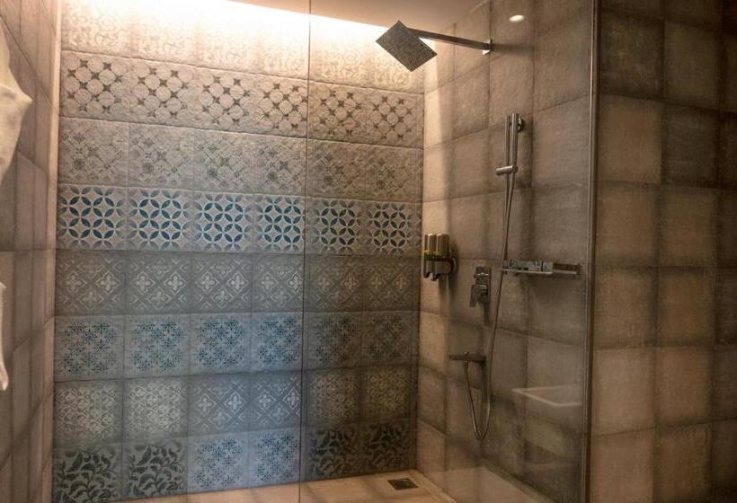 تختخواب و صبحانه Kimmane Golf Resort