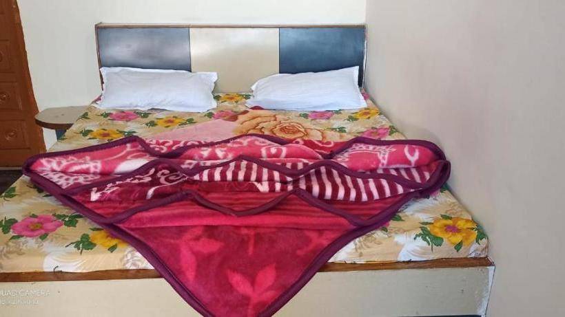 בית מלון כפרי Rock View