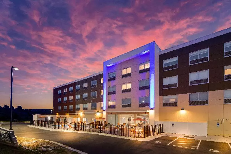 ホテル Holiday Inn Express & Suites   Asheboro, An Ihg