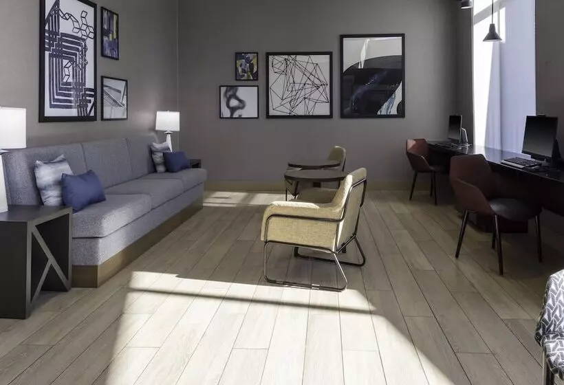 هتل Hyatt Place Charlotte University