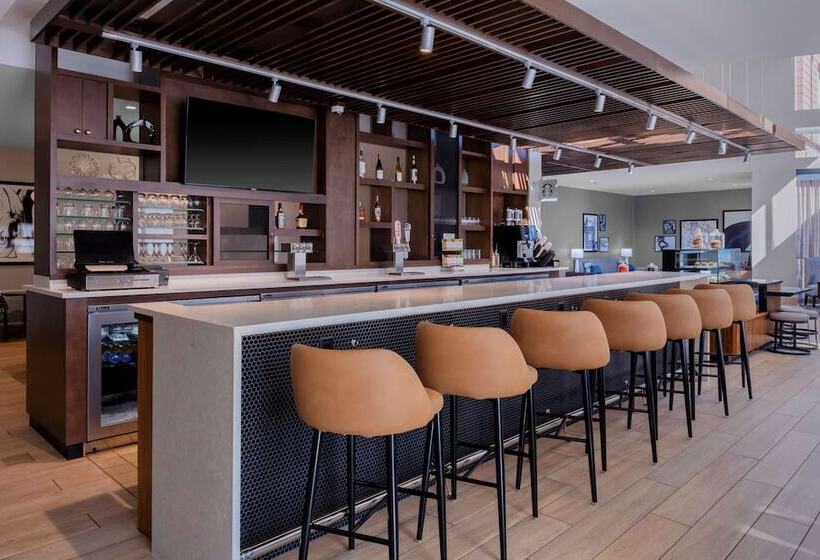 호텔 Hyatt Place Charlotte University