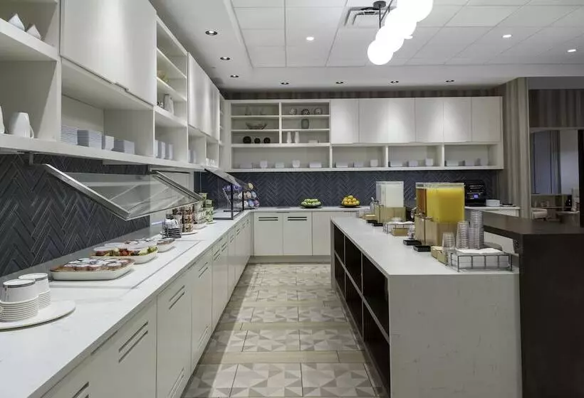 هتل Hyatt Place Charlotte University
