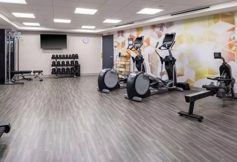 هتل Hyatt Place Charlotte University