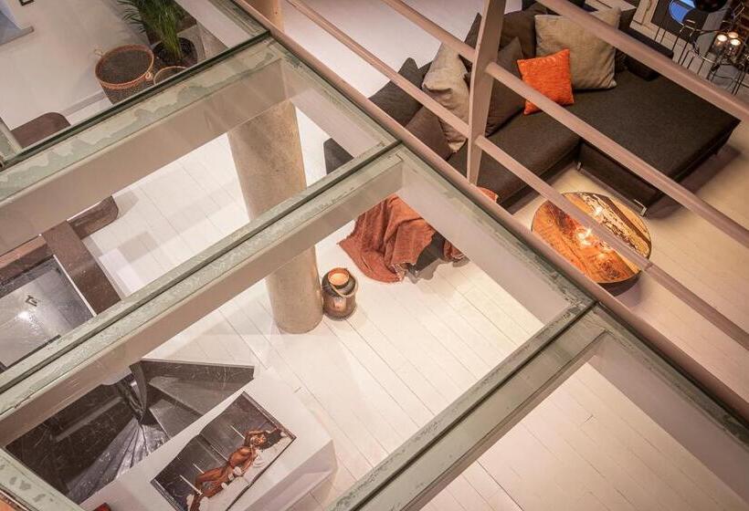 هتل Maison Noppius