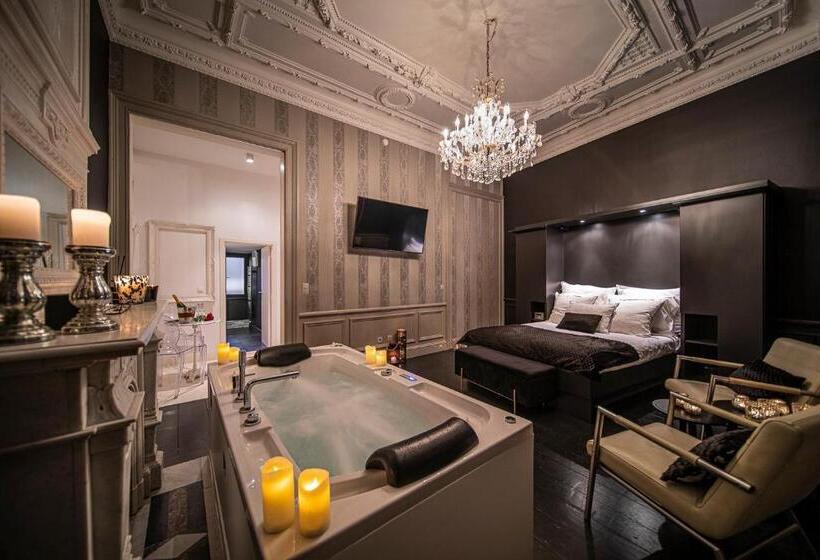 هتل Maison Noppius