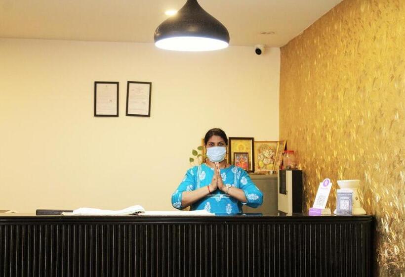 Hotel The Golden Sands