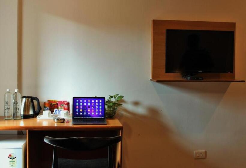 Hotel The Golden Sands