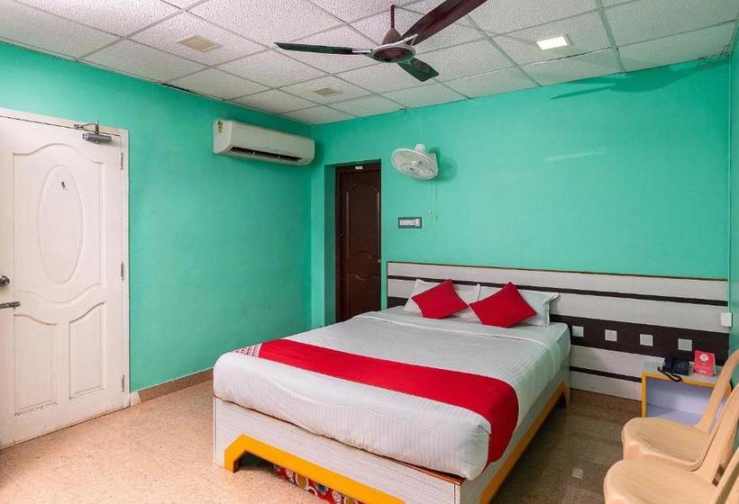 펜션 Oyo 77206 Thamarai Resort