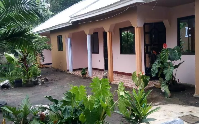 هاستل Nguruma House Of Travellers And Tours