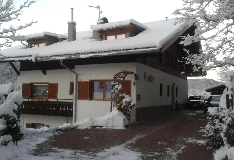 住宿加早餐  Apartments Kranebitt