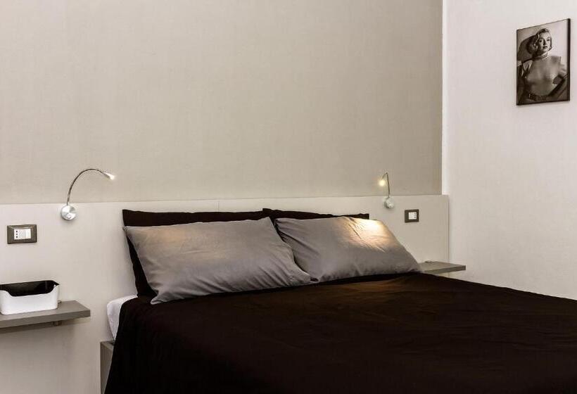 Casa Mirko B & B Con Stazione Ricarica Auto Elettriche Parcheggio Privato Auto Moto Biciclette