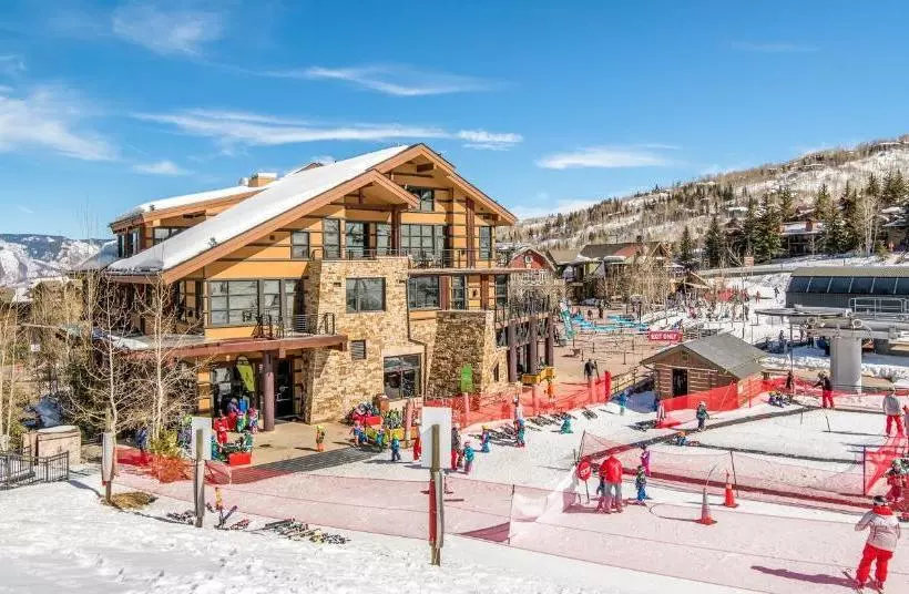 Hayden Lodge
