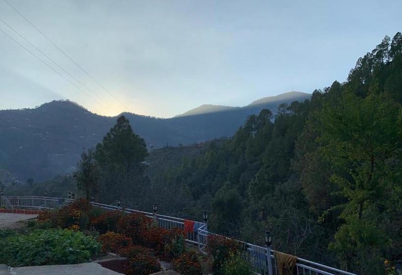 בית מלון כפרי Aaradhey Cottage