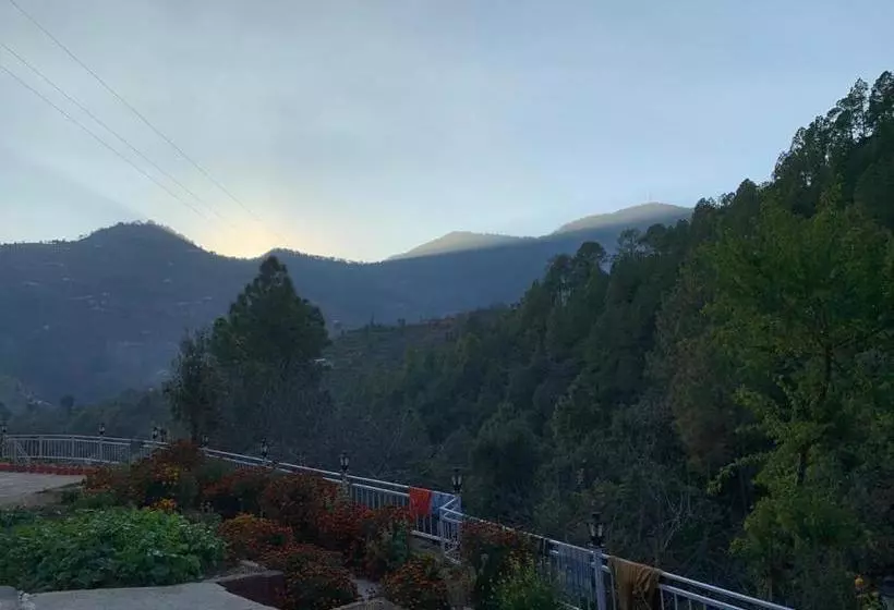 Hotelli Aaradhey Cottage