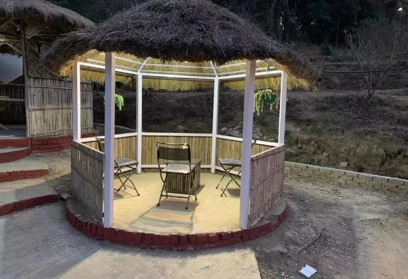 Hotelli Aaradhey Cottage