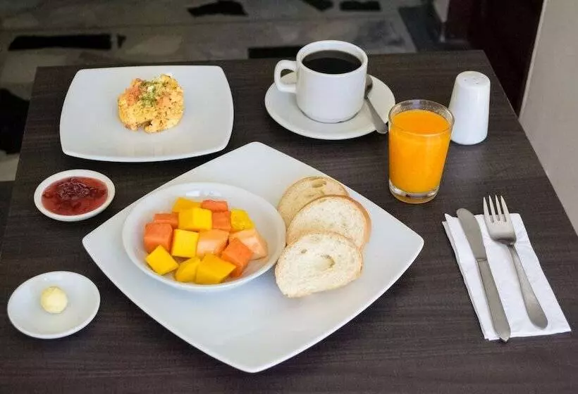 هتل Ayenda Oporto Suites