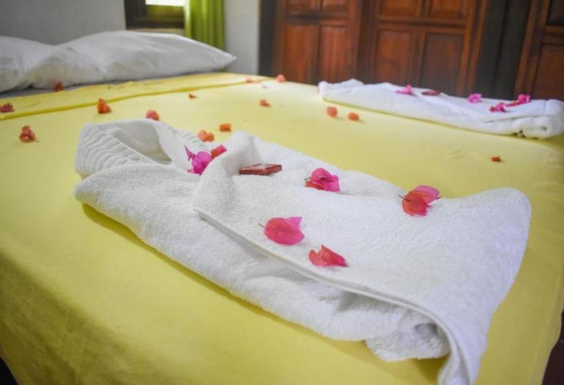 هتل Cocotera Beach