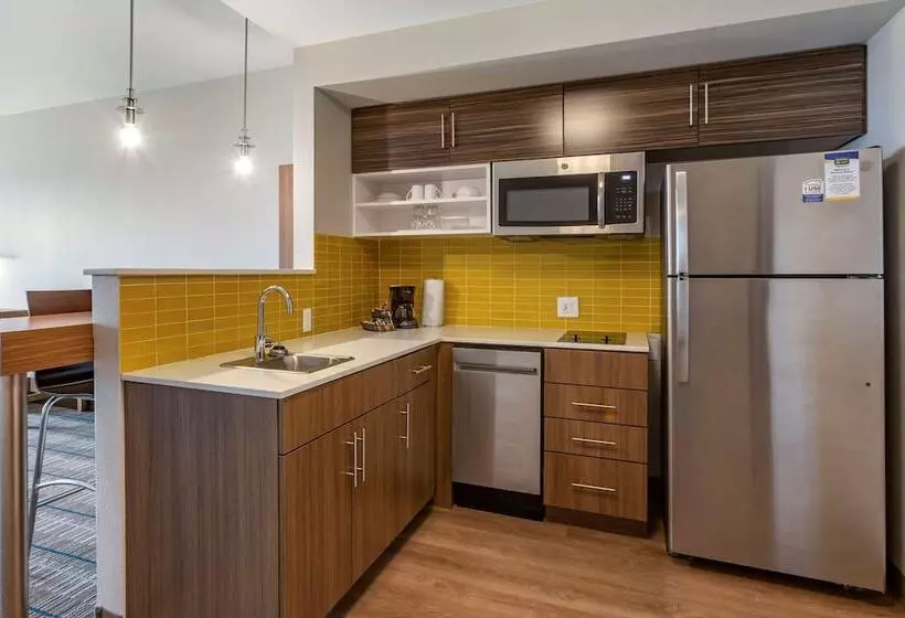 Hotelli Mainstay Suites Carlsbad South