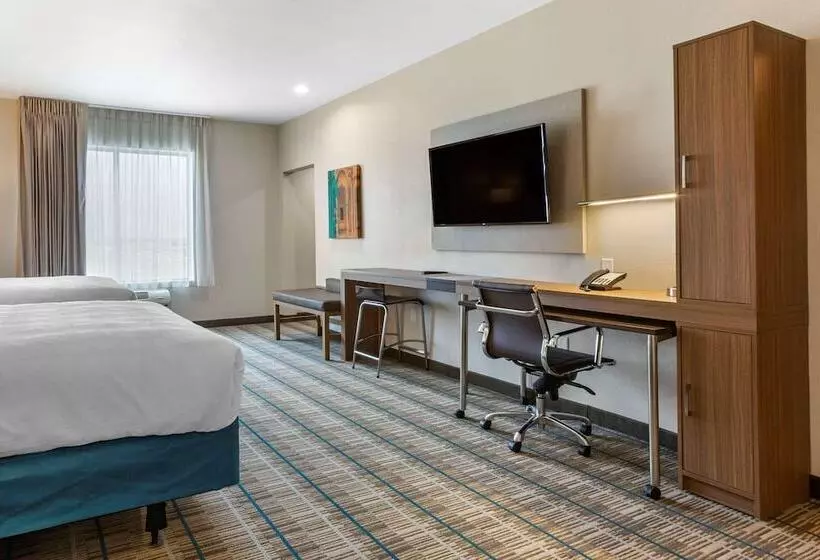 Hotelli Mainstay Suites Carlsbad South