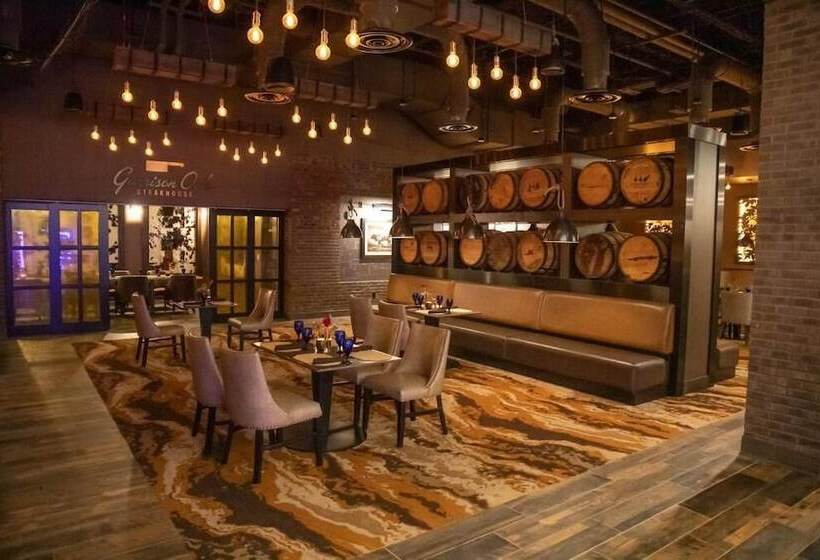 فندق Oak Grove Racing Gaming