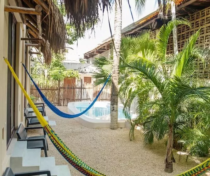 Hotelli Pelecanus Suites Holbox