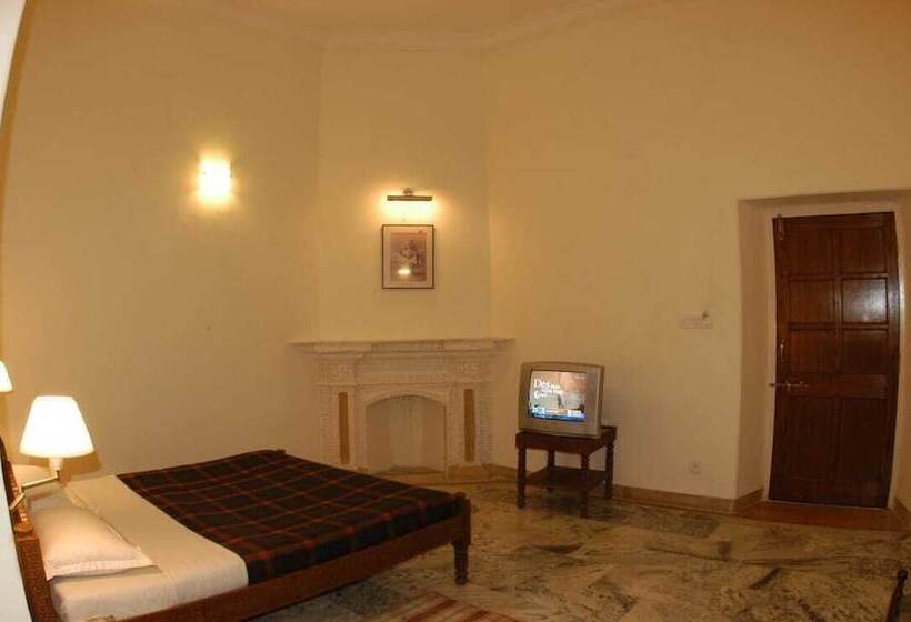 Hotell Sunrise Palace