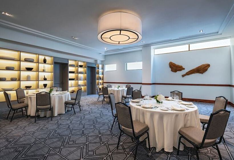 هتل The Brix Autograph Collection