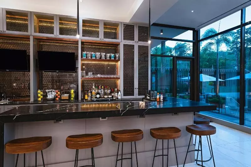 هتل The Brix Autograph Collection