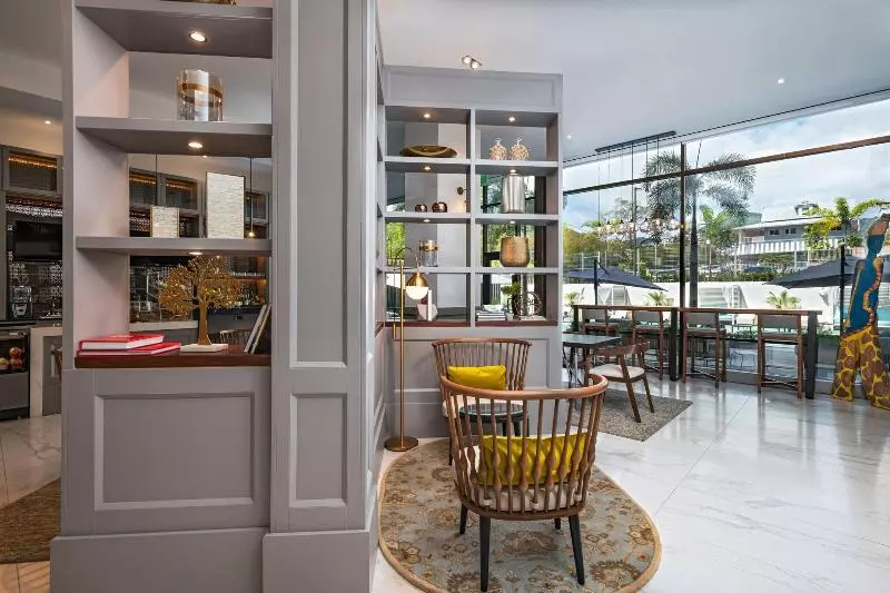 هتل The Brix Autograph Collection