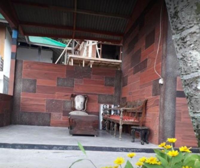 Hotelli Villa 3 Pinang