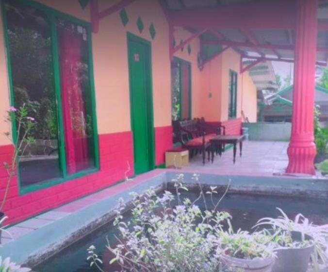 Hotelli Villa 3 Pinang