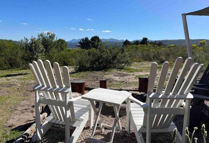 پانسیون Equleni Guest Farm