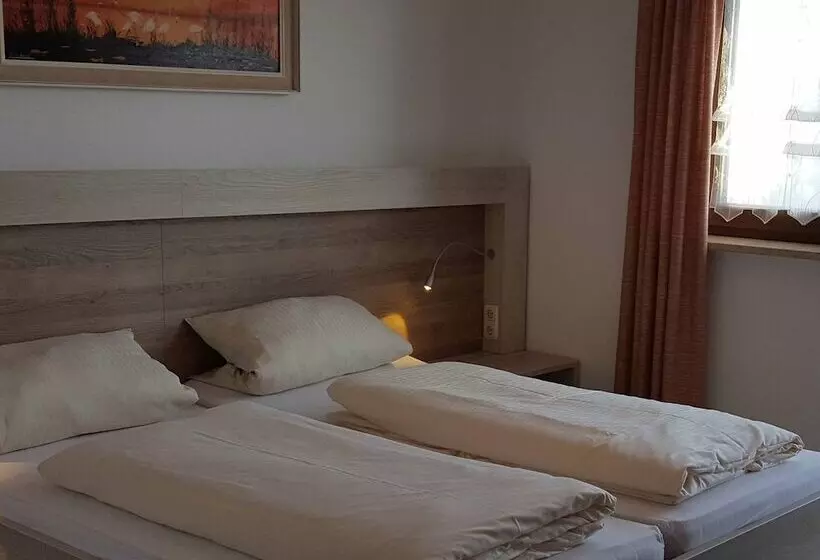 Majatalo Landgasthof Zur Linde