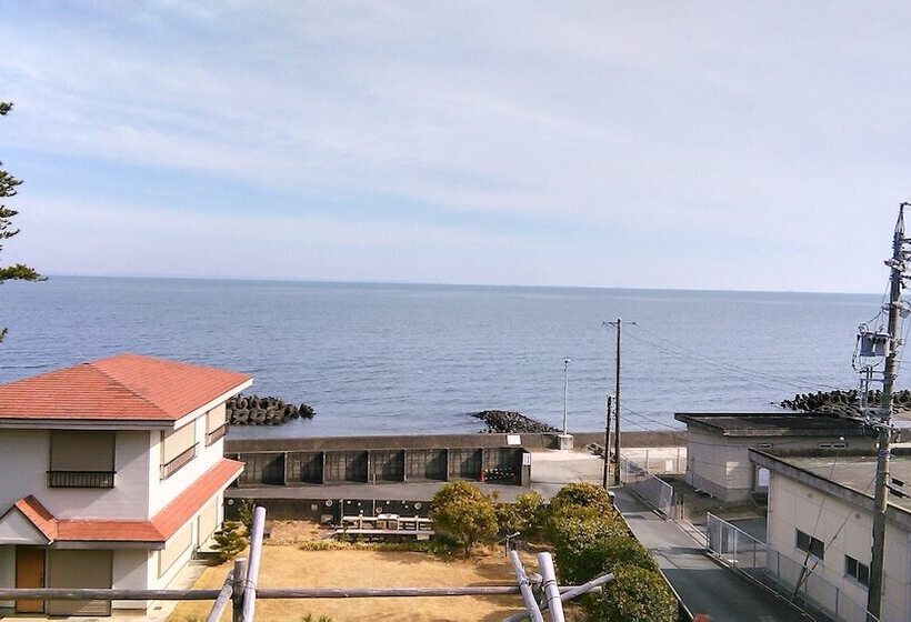 膳宿费 Poka Poka Village