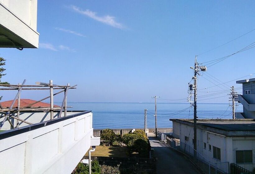 膳宿费 Poka Poka Village