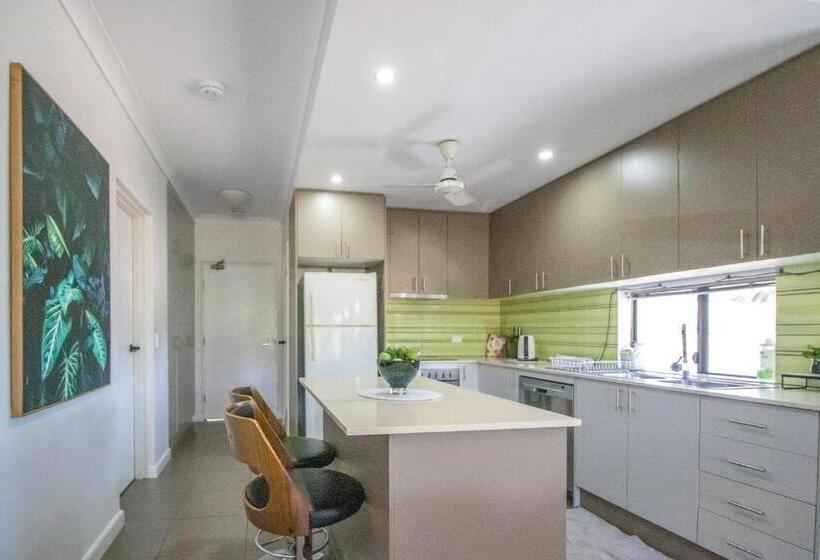 ペンション Zen Quest   The Nomads Pad Near Nightcliff Markets & Sunset Foreshore