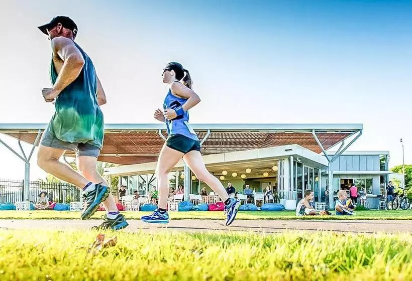 ペンション Zen Quest   The Nomads Pad Near Nightcliff Markets & Sunset Foreshore